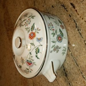 NEW Buckingham Andrea by Sadek Round Covered Casserole Dish